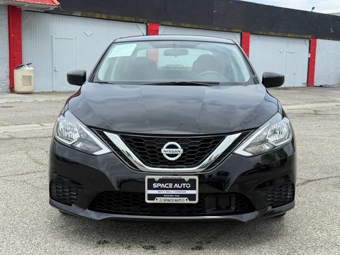 Used 2018 Nissan Sentra SV FWD image 2