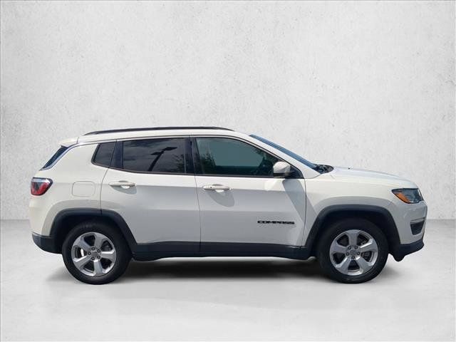 Used 2020 Jeep Compass Latitude FWD image 4