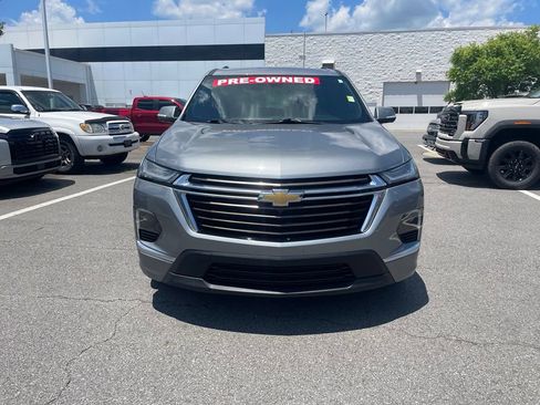 Used 2023 Chevrolet Traverse High Country AWD/4WD image 2