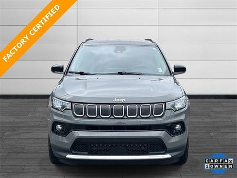 Certified 2022 Jeep Compass Limited image 9