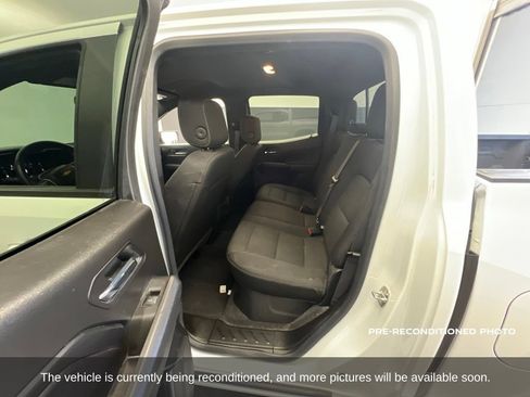 Used 2023 Chevrolet Colorado LT w/ LT Convenience Package RWD image 12