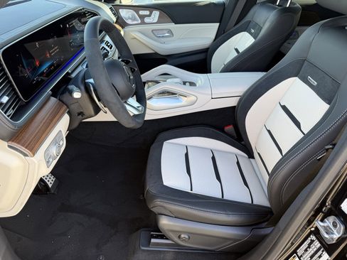 New 2026 Mercedes-Benz GLE 53 AMG 4MATIC image 17