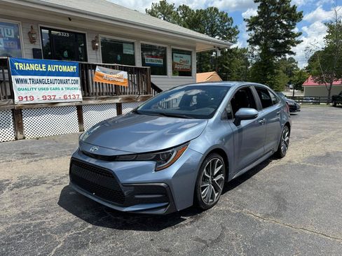 Used 2021 Toyota Corolla SE FWD image 1