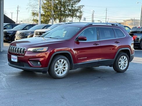 Used 2019 Jeep Cherokee Latitude w/ Popular Appearance Group FWD image 7