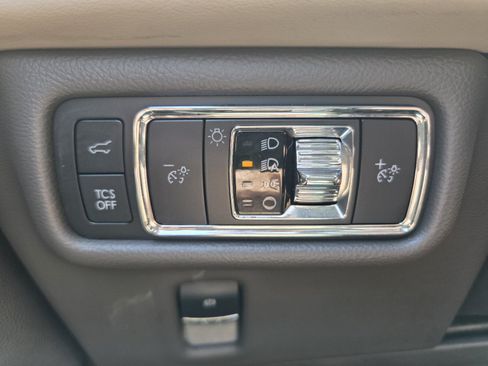 Used 2021 Lincoln Nautilus Reserve FWD image 21