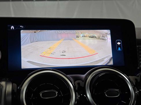 Certified 2026 Mercedes-Benz GLB 250 4MATIC image 30