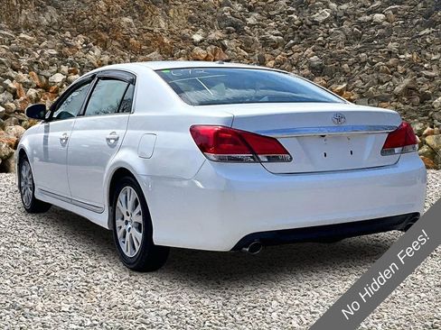 Used 2011 Toyota Avalon FWD image 10