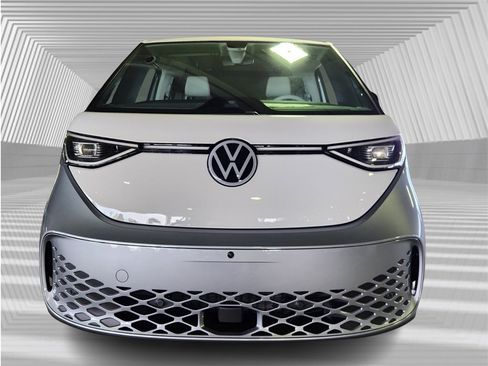 New 2025 Volkswagen ID. Buzz 1st Edition image 3