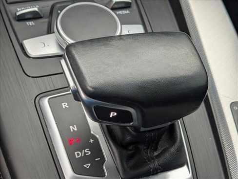 Used 2018 Audi A4 2.0T allroad Prestige w/ Prestige Package image 14