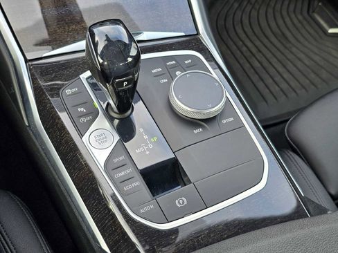 Used 2021 BMW 330i Sedan w/ Premium Package image 26