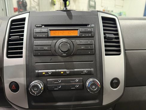 Used 2012 Nissan Xterra S w/ Value Package image 9