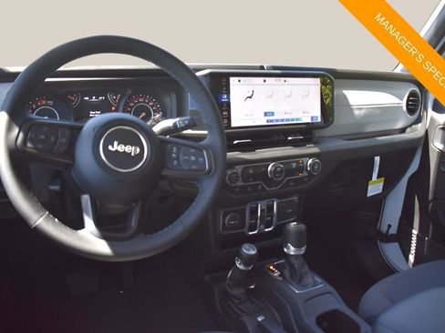 New 2025 Jeep Gladiator Sport image 13