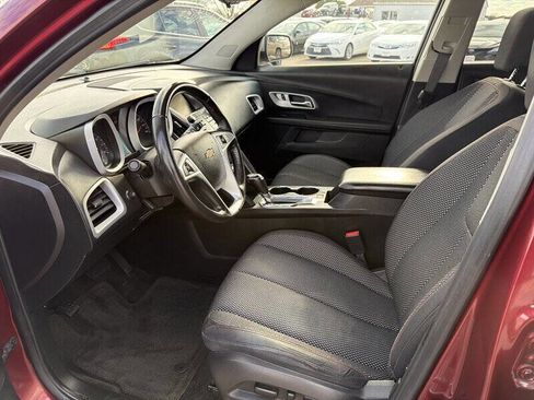 Used 2017 Chevrolet Equinox LT w/ Convenience Package image 10