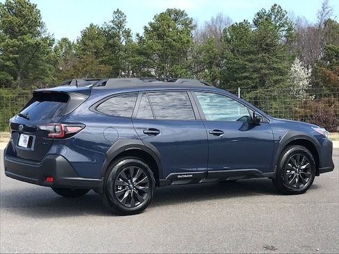 Certified 2025 Subaru Outback Onyx Edition w/ Popular Package #2 image 4