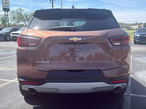 Used 2024 Chevrolet Blazer LT w/ Convenience Package image 6