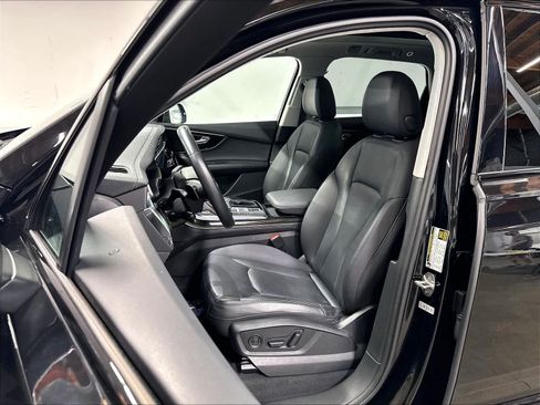 Used 2023 Audi Q7 3.0T Premium Plus w/ Premium Plus Package AWD/4WD image 26