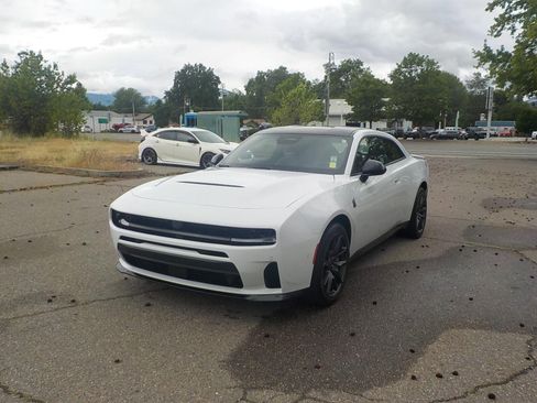 Used 2026 Dodge Charger Scat Pack w/ Blacktop Package AWD/4WD image 9
