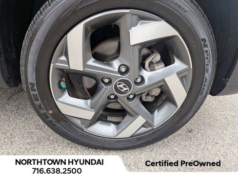 Certified 2023 Hyundai Venue Limited w/ Cargo Package image 45