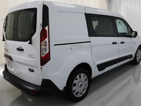 Used 2021 Ford Transit Connect XLT image 11