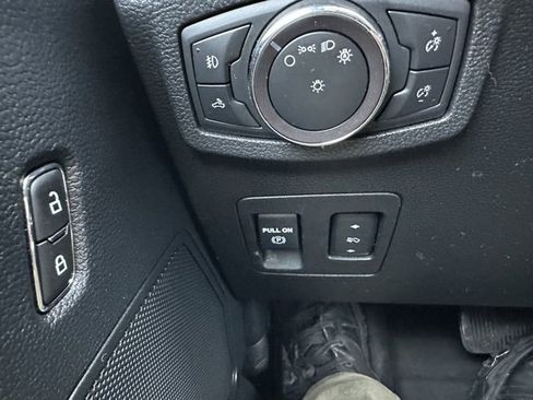 Used 2019 Ford F150 XLT w/ Equipment Group 302A Luxury image 40