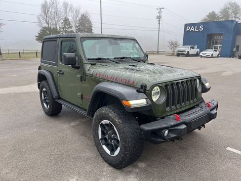 Used 2021 Jeep Wrangler Rubicon image 2