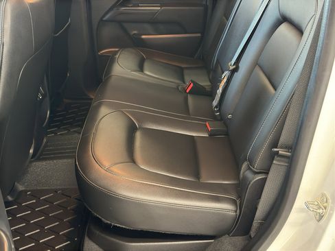 Used 2019 Chevrolet Colorado ZR2 AWD/4WD image 14