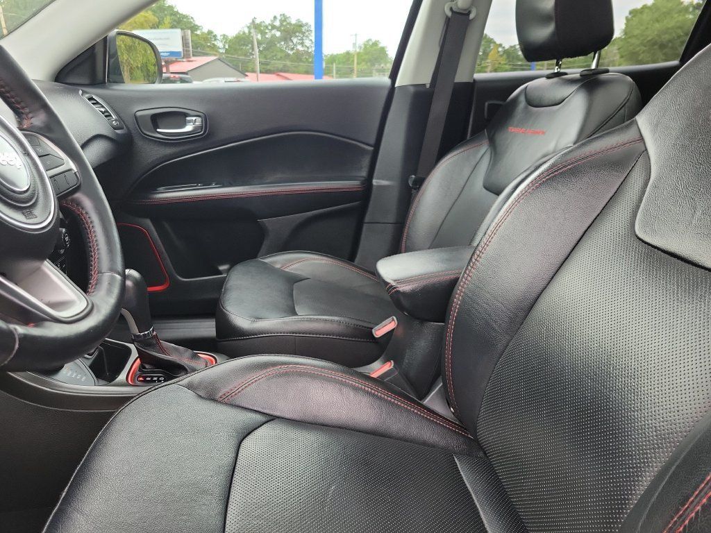 Used 2018 Jeep Compass Trailhawk w/ Leather Interior Group AWD/4WD image 20