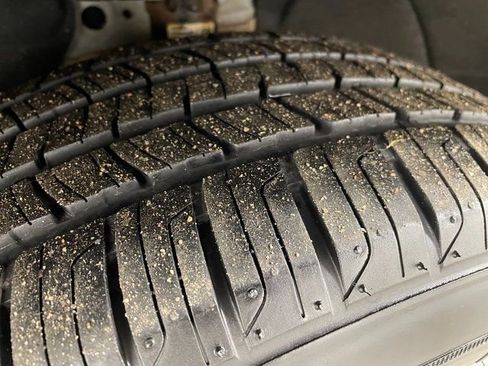 Used 2018 Chevrolet Equinox LT image 8