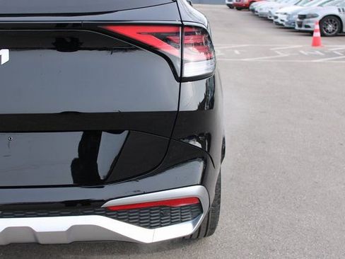 Used 2025 Kia Sportage SX image 48