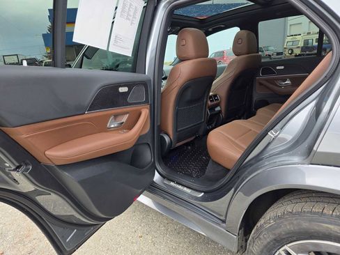 Used 2026 Mercedes-Benz GLE 450e 4MATIC image 15