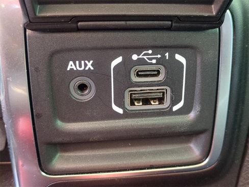 Certified 2022 Jeep Gladiator Rubicon w/ Trailer Tow Package image 25