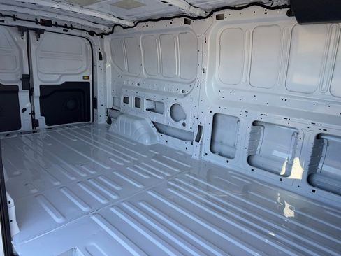 New 2026 Ford Transit 250 Low Roof image 28