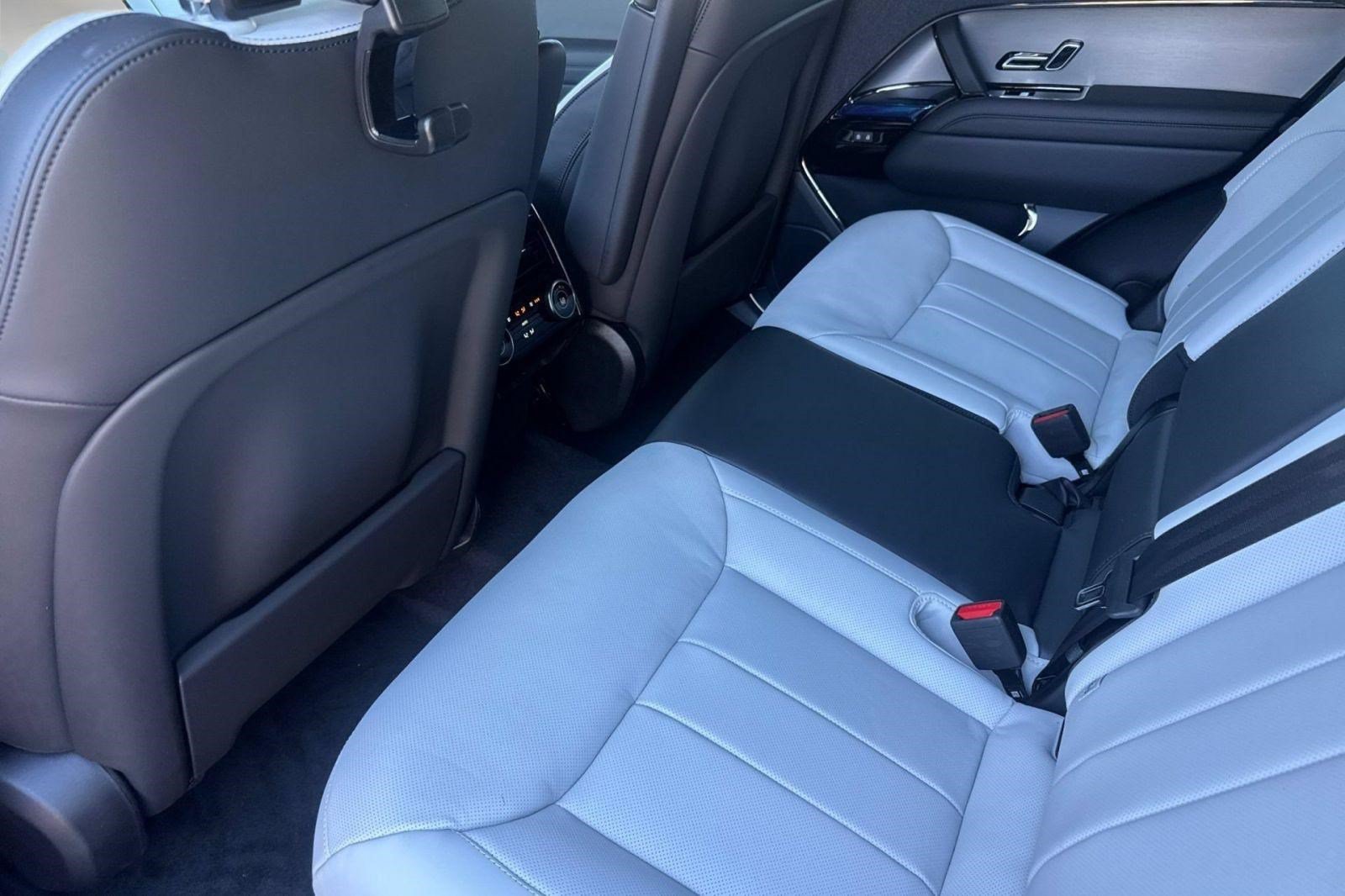 New 2026 Land Rover Range Rover Sport Dynamic SE AWD/4WD image 26