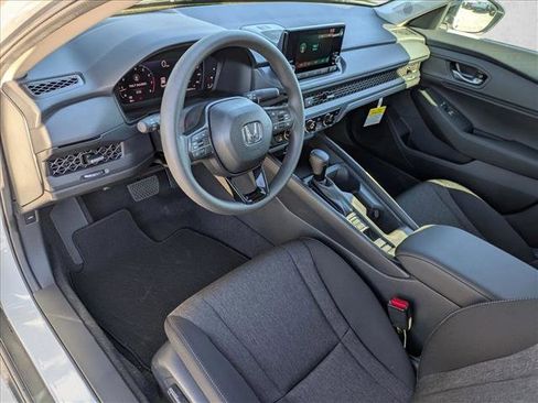 New 2025 Honda Accord SE image 3