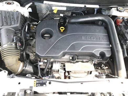 Certified 2024 Chevrolet Equinox LT FWD image 21