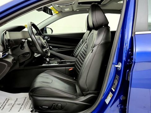 Used 2023 Hyundai Elantra Limited w/ Cargo Package FWD image 25