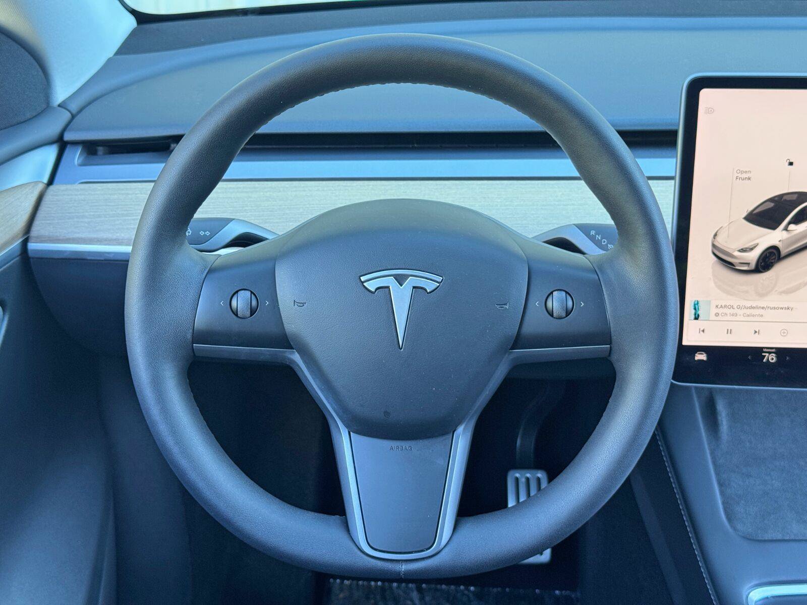 Used 2023 Tesla Model Y Performance AWD/4WD image 18