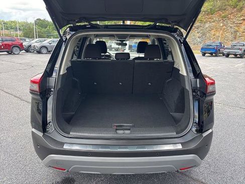Certified 2023 Nissan Rogue SV AWD/4WD image 17