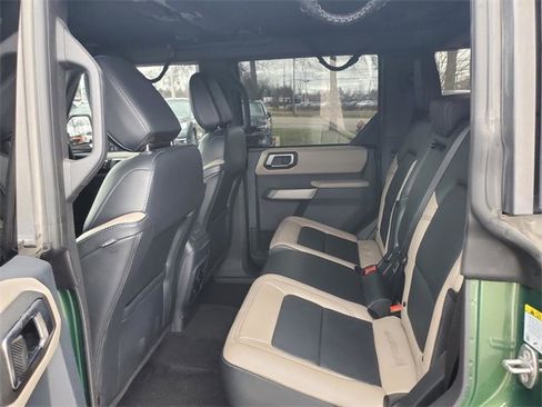 Used 2023 Ford Bronco Wildtrak image 25