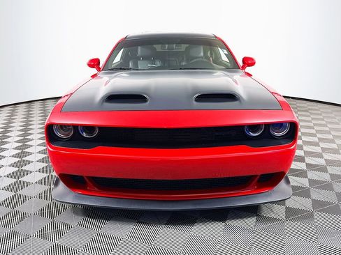 Used 2023 Dodge Challenger SRT Hellcat RWD image 2