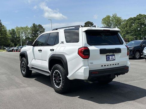 Used 2025 Toyota 4Runner TRD Off-Road Premium AWD/4WD image 25