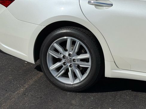 Used 2014 Toyota Avalon XLE Premium image 37