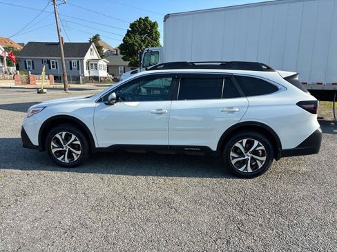 Used 2022 Subaru Outback Limited AWD/4WD image 8