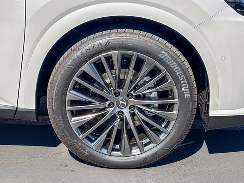 New 2026 Lexus RX 450h Luxury image 9