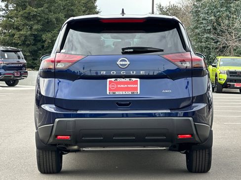 New 2026 Nissan Rogue SV w/ Cold Weather Package image 5