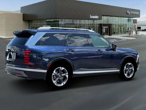 New 2026 Hyundai Palisade Limited FWD image 8