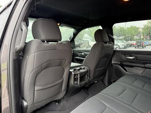 New 2026 RAM 1500 Express AWD/4WD image 27
