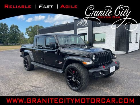 Used 2021 Jeep Gladiator Overland w/ Cold Weather Group AWD/4WD image 1