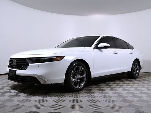 Used 2023 Honda Accord EX-L image 2