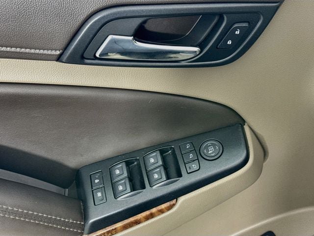 Used 2018 Chevrolet Tahoe Premier AWD/4WD image 19